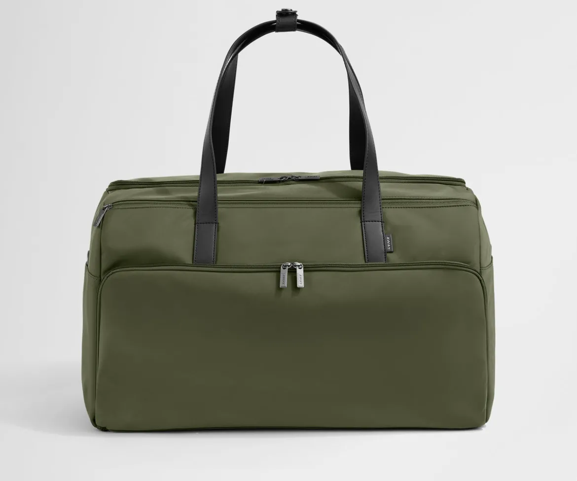 Garment Duffle in Olive Green