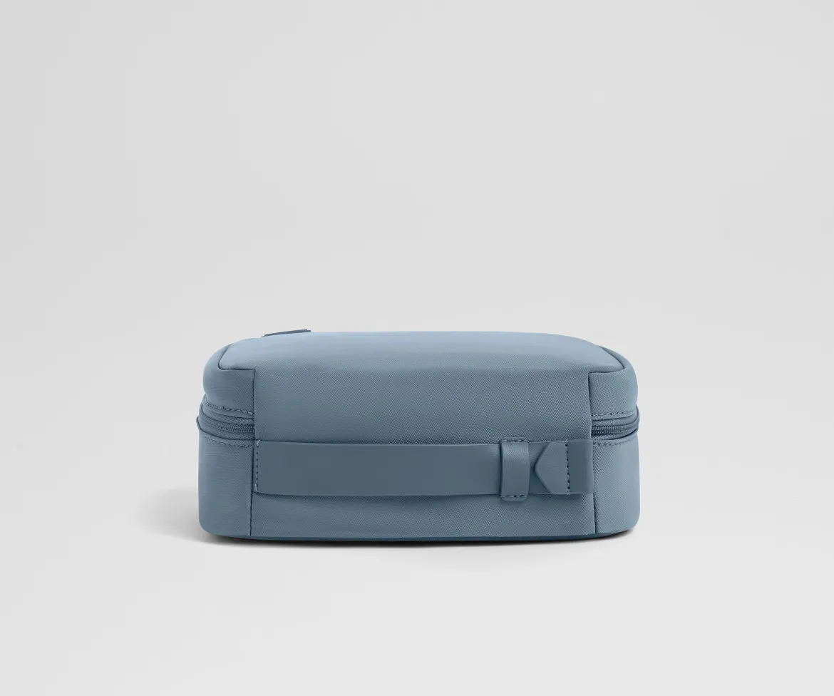 Small Toiletry Bag in Coast Blue