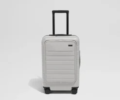 The Executive Carry-On in Cloud Gray