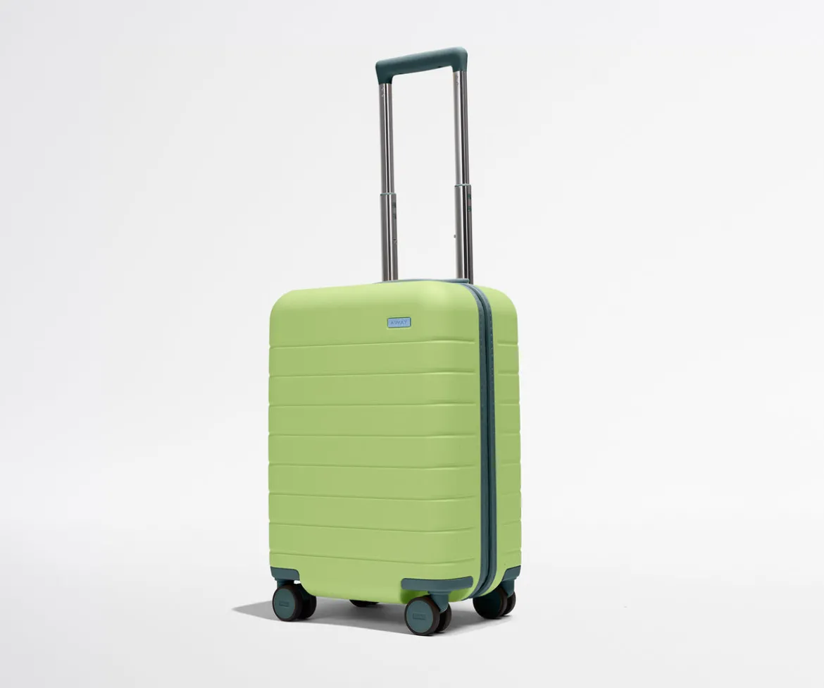 The Kids Carry-On in Honeydew Green