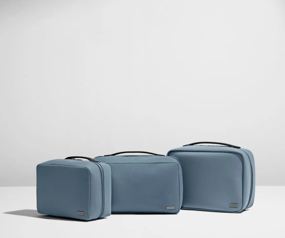 The Small Toiletry Bag in Navy Blue