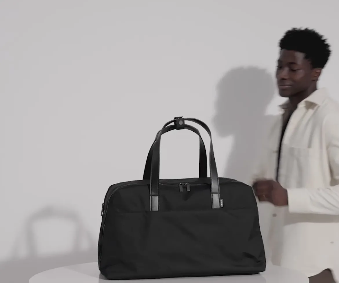 The Weekender in Salt White