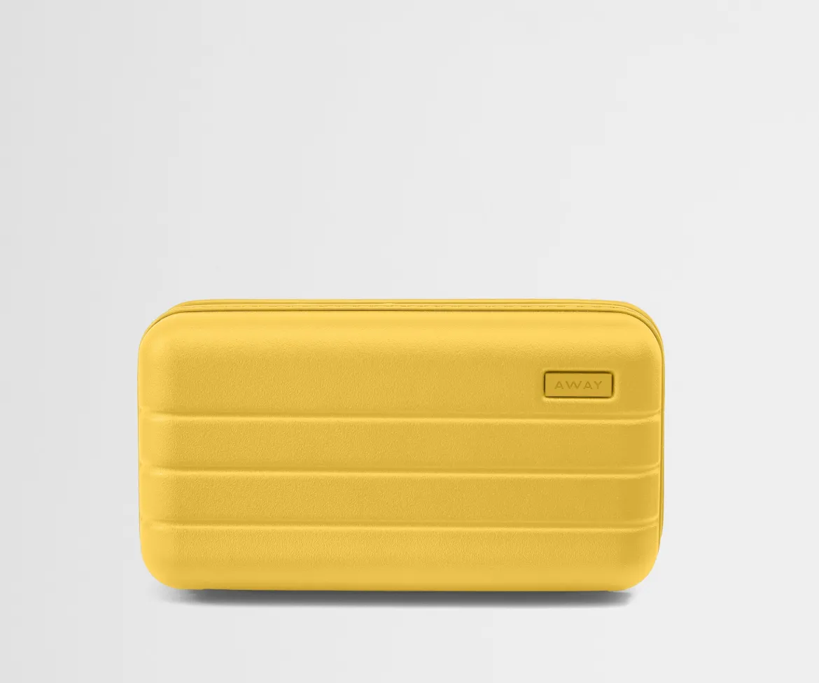 Travel Glasses Case in Golden Hour Yellow
