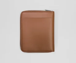 Travel Wallet in Saddle Brown